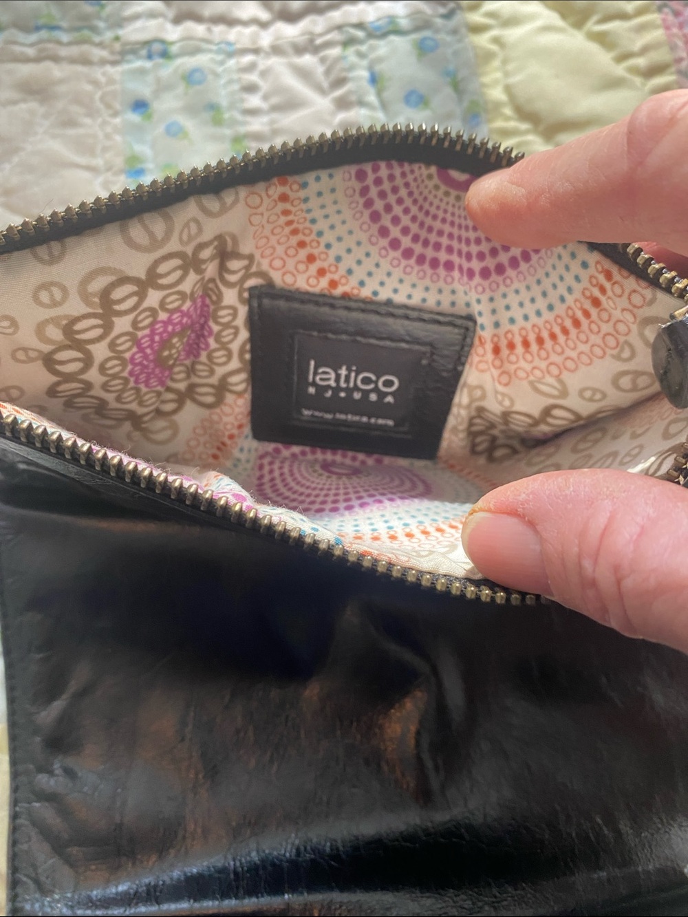 LATICO LEATHER WALLET - Picture 7 of 9